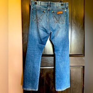 Men’s retro wrangler jeans